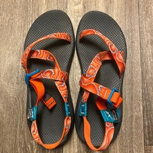 Chacos Canyon print hiking sandals